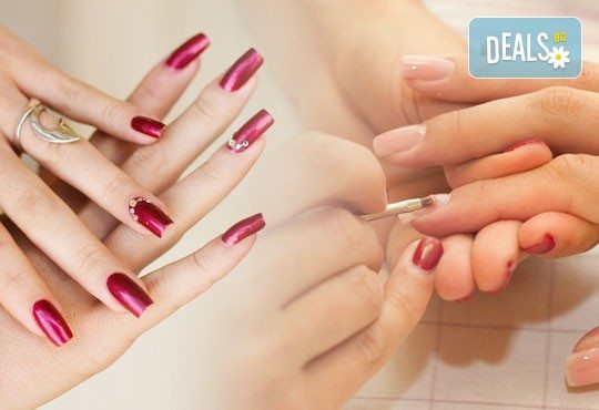 Красиви нокти! Ноктопластика с изграждане и 4 декорации в Салон за красота Belisimas - Снимка 2