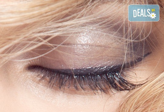 Удължаване и сгъстяване на мигли по метода косъм по косъм или по метода 3D Volume Lashes, Студио за красота Briliant в Студентски град! - Снимка 1