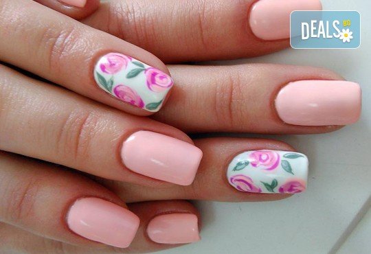 Класически или френски маникюр с гел лак Bluesky, авторски декорации - рисунки, камъчета, пигменти, масаж с етерични масла и сваляне на стар гел лак! - Снимка 8