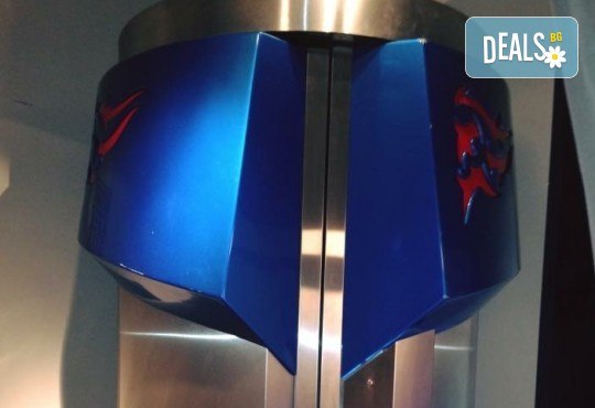 Завършете стила си със страхотен маникюр с гел лак Bluesky или Gelish, 2 декорации и 2 камъчета в салон за красота Vintage Dolls - Снимка 8