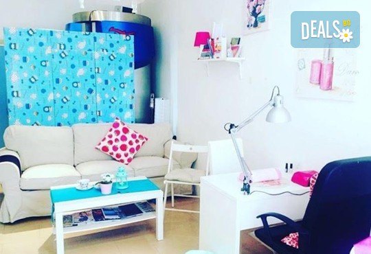 Всеки сезон - с перфектен тен! Карта за солариум за 30 мин. в салон зa красота Vintage Dolls! - Снимка 4