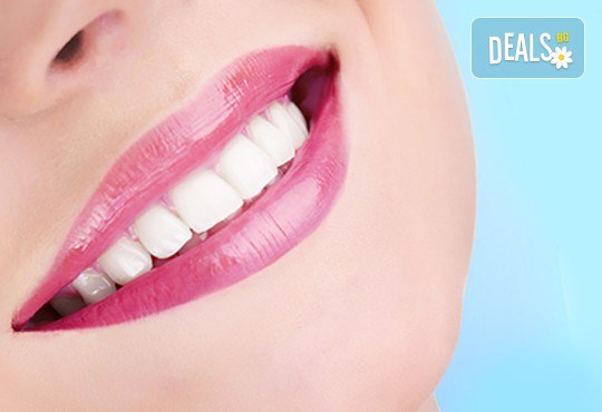 Професионално почистване на зъбен камък, полиране с AirFlow, стоматологичен преглед и цялостен план за лечение от Dental Studio Perfect - Снимка 1