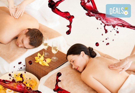 Огън от любов! Терапия за двама с парафин, синхронен масаж, огнен масаж фламбе, две чаши вино ''Senses Massage & Recreation''! - Снимка 2