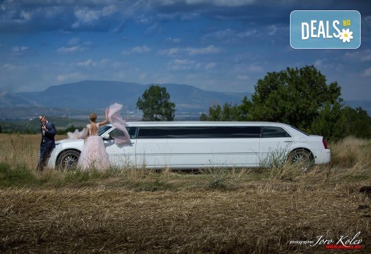 Лукс и класа! 10-часов наем на 10-местна лимузина Крайслер за Вашата сватба, специален ден или фотосесия от San Diego Limousines! - Снимка 3