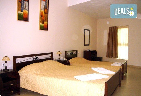 Великден на о. Лефкада - изумрудения остров на Гърция! 3 нощувки със закуски в Авра Бийч 3*, Нидри, транспорт и екскурзовод от Дрийм Тур! - Снимка 6