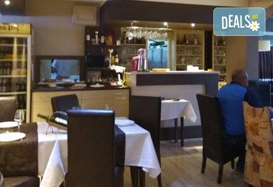 Великден или Гергьовден в Пирот! 2 нощувки, закуски в Hotel Alma 3*, празнична вечеря в механа LANE MOJE, програма и музика на живо - Снимка 8