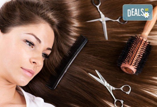 Възстановяваща терапия за изтощенa коса, масажно измиване, фрикция с ампула, маска, подстригване и оформяне със сешоар в студио Чар! - Снимка 2