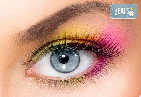 За неустоим поглед! Поставяне на мигли косъм по косъм в Салон Nails club в Младост! - Снимка 1