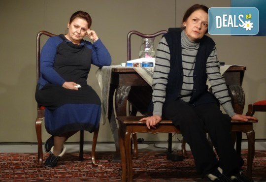 Гледайте Котката със сините очи на 11. 03. или 12.03, от 19:00 ч, в „Нов театър” в НДК, билет за един! - Снимка 4