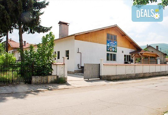 Еднодневна екскурзия до Земенски манастир и ферма Земенея с Персонал Тур! Транспорт, водач и програма с дегустация на млечни продукти - Снимка 5