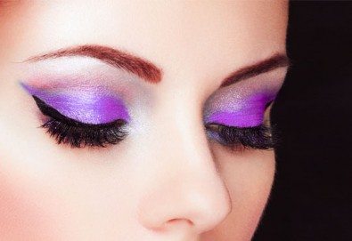 Фатален поглед! Удължаване и сгъстяване на мигли по метода косъм по косъм, 3D или 5D в салон Виктория!