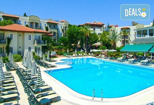 Великден в Анталия на супер цена! 5 нощувки на база All Inclusive в Gardenia Beach 4*, двупосочен билет за директен чартърен полет, летищни такси и трансфери - Снимка 1