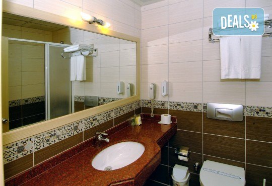 От април до май в Анталия на супер цена! 7 нощувки на база All Inclusive в Gardenia Beach 4*, двупосочен билет за директен чартърен полет, летищни такси и трансфери - Снимка 3