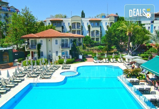 От април до май в Анталия на супер цена! 7 нощувки на база All Inclusive в Gardenia Beach 4*, двупосочен билет за директен чартърен полет, летищни такси и трансфери - Снимка 1