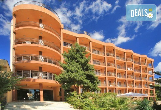 СПА пакети с ползване на закрит басейн с топла вода, финландска сауна, парна баня и частичен масаж в Хотел&СПА Бона Вита! - Снимка 4