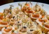 90 броя хапки с ароматен крем и пушена сьомга, прошуто, моцарела и чери домати и френски сирена от Топ Кет Кетъринг! - thumb 2