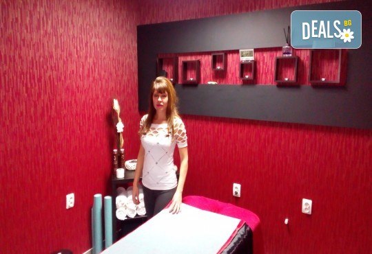 Релаксиращ филипински масаж на цяло тяло с айс гел мед и мляко, масаж на лице от масажно студио Галея - Снимка 3