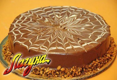 Класическо сладко изкушение от Виенски салон Лагуна! Торта Гараш! Предплатете сега 1 лв.