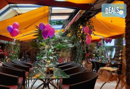 Вкусна торта /избор от 29 картинки/ и пълнеж по избор от Виенски салон Лагуна Предплатете сега 1лв! - Снимка 44