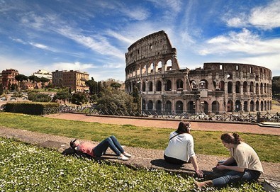 Самолетна екскурзия до Рим на дата по избор! 3 нощувки със закуски в хотел 2*, самолетен билет, летищни такси и трансфери, от Z Tour!