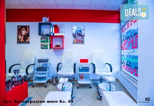 Пакет антицелулитни процедури - 5 ръчни и 5 с целутрон в салон за красота Венера! - Снимка 8