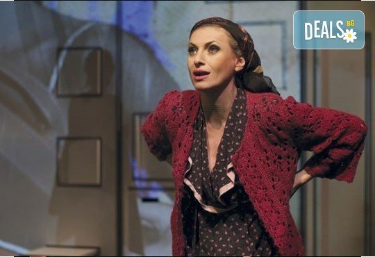 На 2 май гледайте хит комедията на Театър ''София'' - „Госпожа Министершата“, билет за един - Снимка 2