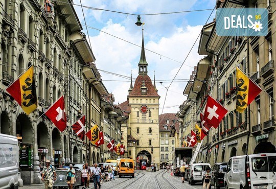 Самолетна екскурзия до Швейцария с посещение на Цюрих, Женева, Лозана, Страсбург и Базел! 4 нощувки със закуски и самолетен билет от София Тур! - Снимка 4