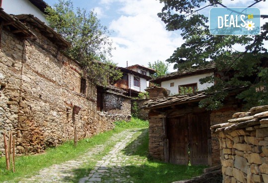 Екскурзия до Лещен и Ковачевица, Родопите! 1 нощувка със закуска в еко хотел в Лещен, транспорт и богата програма, от Балкан Комфорт Д.М.С.! - Снимка 3