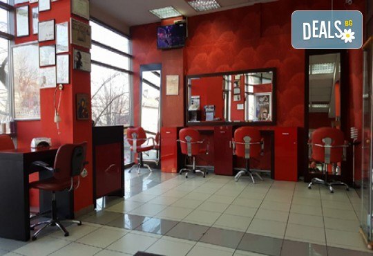 Изящен поглед с копринени мигли косъм по косъм или с 3D ефект в студио за красота Fabio Salsa - Снимка 4