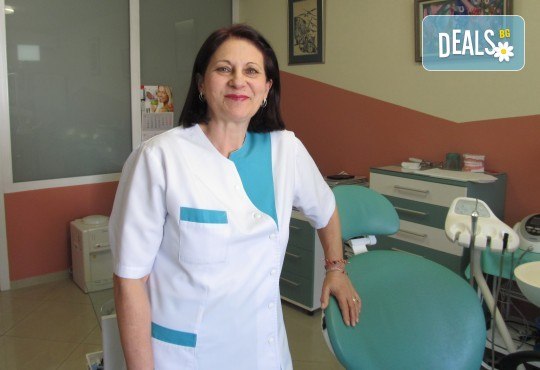 Обстоен преглед, план на лечение, почистване на зъбен камък, полиране с Air Flow и професионално избелване, от МР Дент - Снимка 9