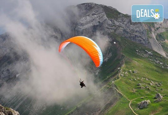 Тандемен полет с двуместен парапланер на 5 км от София + заснемане с HD GoPro action камера от Extreme sport! - Снимка 5