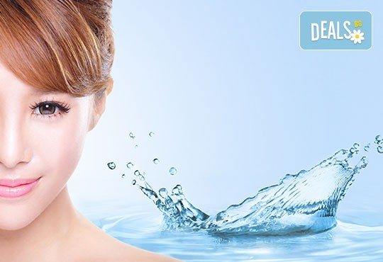 Диамантено микродермабразио, хидратираща терапия, хиалуронов серум и ампула с колаген в салон за красота Респект - Снимка 2