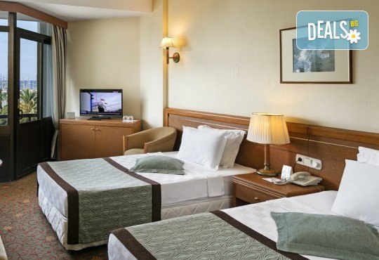 Почивка в Анталия, Кемер, през юни или септември! 5 нощувки на база Ultra All Inclusive в хотел Ozkaymak Marina 5* - Снимка 6