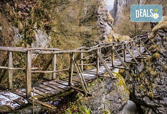 Еднодневна екскурзия на 03.06.2017 до Трън, ждрелото на река Ерма и посещение на Власинско езеро в Сърбия с транспорт и водач от агенция Поход! - Снимка 2