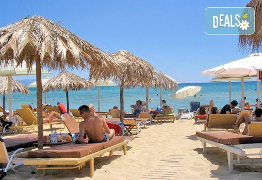 За 1 ден на плаж в слънчева Гърция - Ammolofi Beach, Неа Перамос! Транспорт, застраховка и водач! - Снимка 1