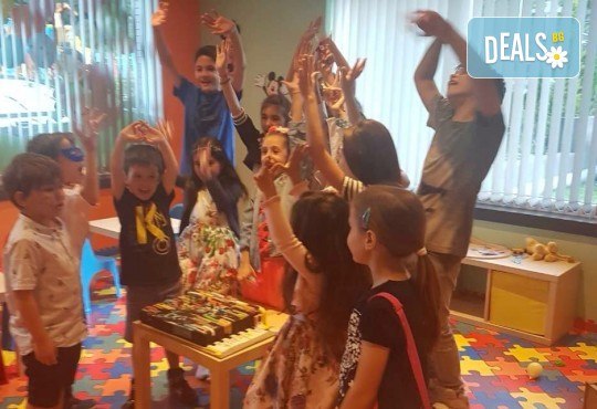 Два часа луди игри с аниматор и ползване на всички съоръжения за забавление от Детски клуб Евърленд - Снимка 7