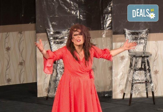 Щура комедия с Милица Гладнишка! Гледайте Брачни безумия, на 18.06. от 19ч. в Театър Сълза и Смях, билет за един - Снимка 5