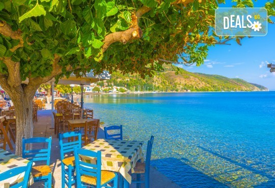 На плаж в Амолофи от юни до септември! 1 нощувка със закуска в Oceanis 3*, транспорт, екскурзовод и посещение на Кавала - Снимка 2