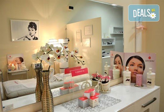 За сияен поглед! Хиалуронова терапия и LPG лифтмасаж за околоочен контур в 6 стъпки от Био бутик SimonE! - Снимка 5