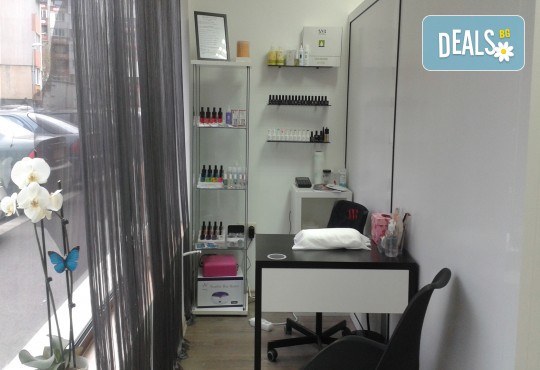 Неонов летен омбре маникюр с гел лак от Superlativ Beauty House! - Снимка 4