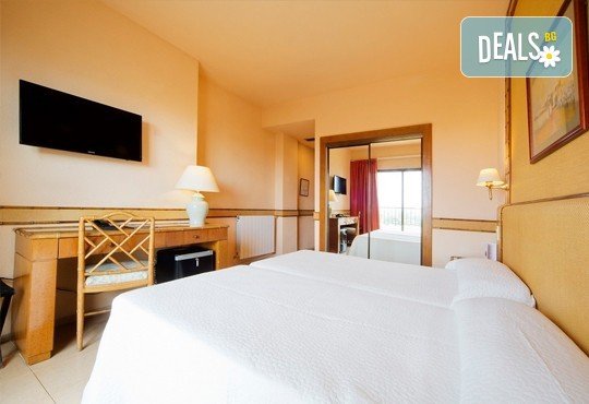 На море в Испания, Беникасим, септември, с Darlin Travel! 8 дни, 7 нощувки в Intur Orange 4*, пълен пансион, самолетен билет, летищни такси, трансфери - Снимка 4