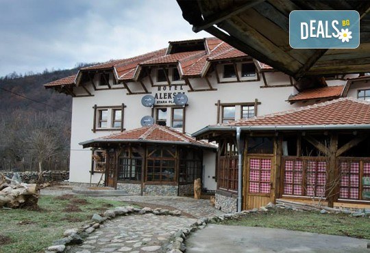 Екскурзия до етно село Срна, Сърбия през юли: 1 нощувка със закуска и вечеря, плюс транспорт от агенция Поход - Снимка 2