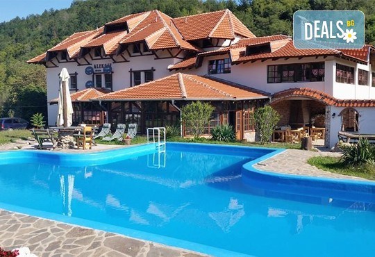 Екскурзия до етно село Срна, Сърбия през юли: 1 нощувка със закуска и вечеря, плюс транспорт от агенция Поход - Снимка 7