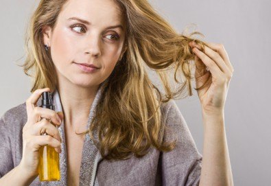 Терапия за коса с хиалурон за фини, късащи се коси, подстригване, масажно измиване, филър с хиалурон и прическа в студио за красота LD