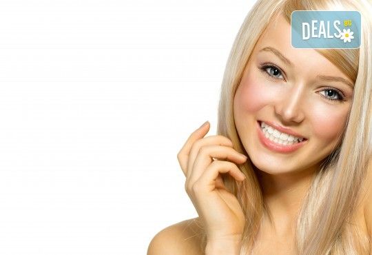 Масажно измиване с шампоан и нанасяне на маска с професионални италиански продукти Selective Professional, ежедневна прическа или плитка в студио за красота LD - Снимка 1