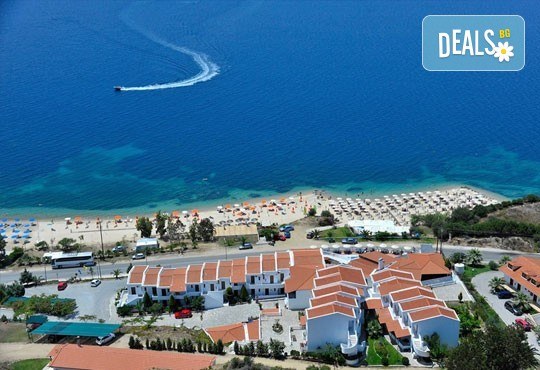 Септемврийски празници в Уранополис, Халкидики! 3 нощувки със закуски и вечери в Akti Ouranoupoli Beach Resort 4* и транспорт - Снимка 10