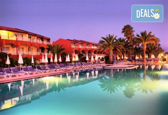 Лятна почивка в Кушадасъ, Турция: 5 нощувки на база All Inclusive в Ephesia Holiday Beach Club 4* от Глобул Турс! Безплатно за дете до 11 години! - Снимка 1