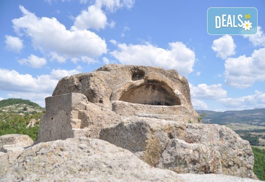 Двудневна екскурзия до Перперикон, Татул и Златоград с Бек Райзен! 1 нощувка със закуска и вечеря в хотел 2/3*, транспорт и екскурзовод - Снимка 2