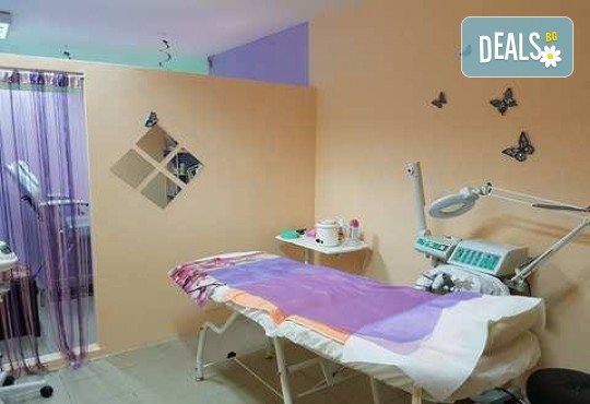 Чиста и сияйна кожа! Дълбоко почистване на лице с ултразвукова шпатула в студио за красота L Style! - Снимка 8