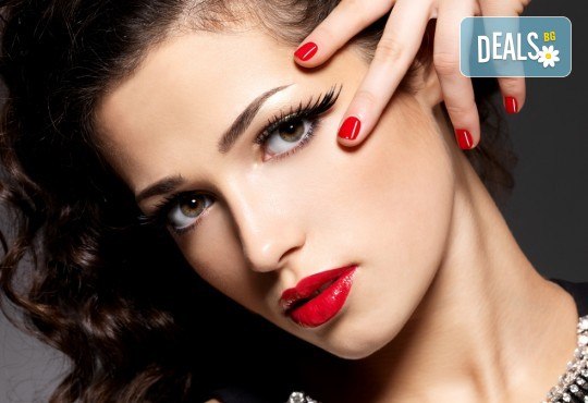 Класически или френски маникюр с лакове на O.P.I, печен топ лак за дълготраен блясък и издръжливост и 2 декорации в салон за красота Невени! - Снимка 3